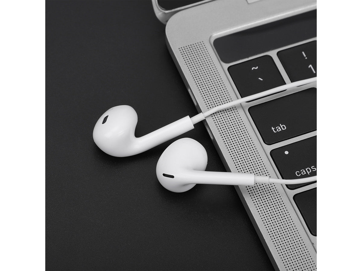 Audífonos con Cable Tipo C CE-CAU10 – Sonido Estéreo, Micrófono Colores Blanco y Negro