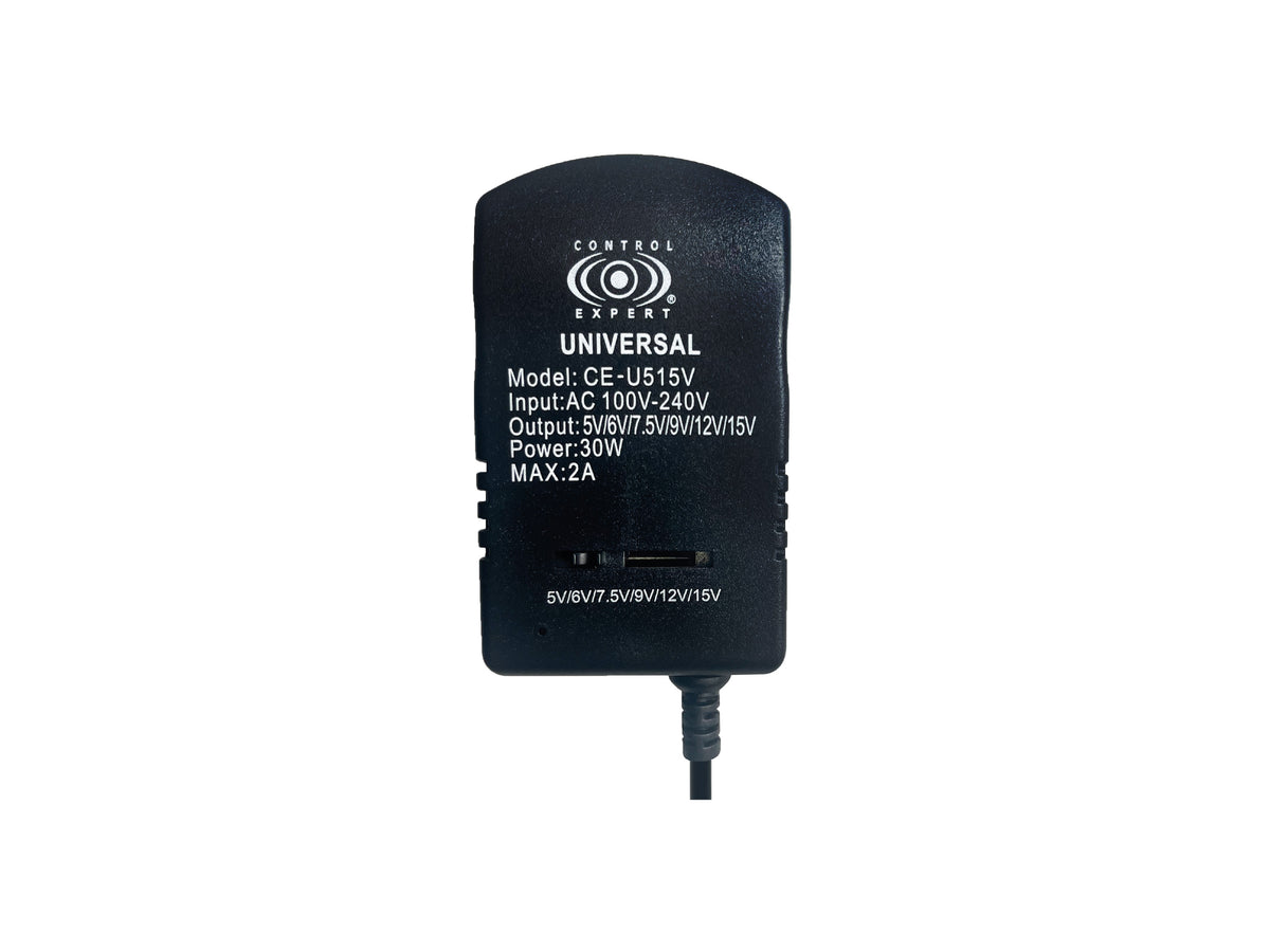 Cargador Universal 5 A 15V con 6 Puntas Intecambiables