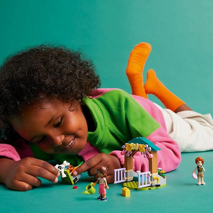 LEGO Friends Autumns 42607 - Juego de 2 figuras de conejito y vaca para niños de 5 años